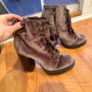 Steve Madden Laurie Booties - 7.5